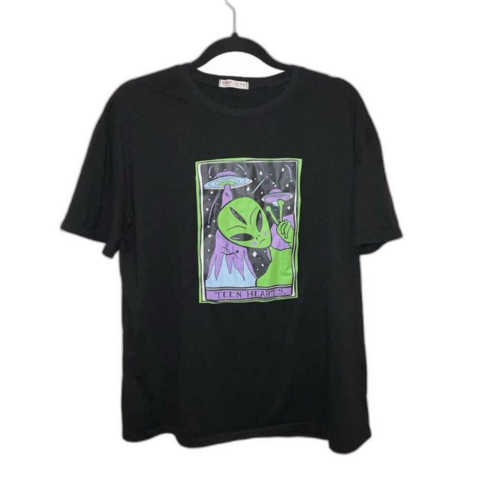 Romwe “Teen Hearts” T-Shirt Size S